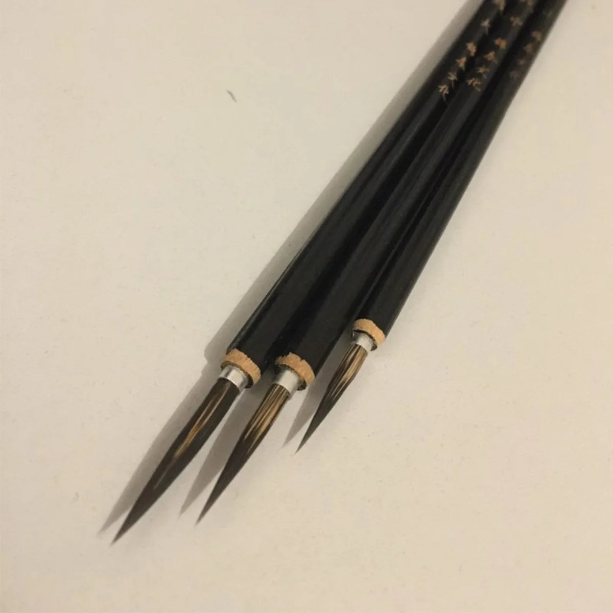 Conjunto de 3 Pincéis de Ponta de Cobre - Domine a Precisão em Seus Projetos Criativos